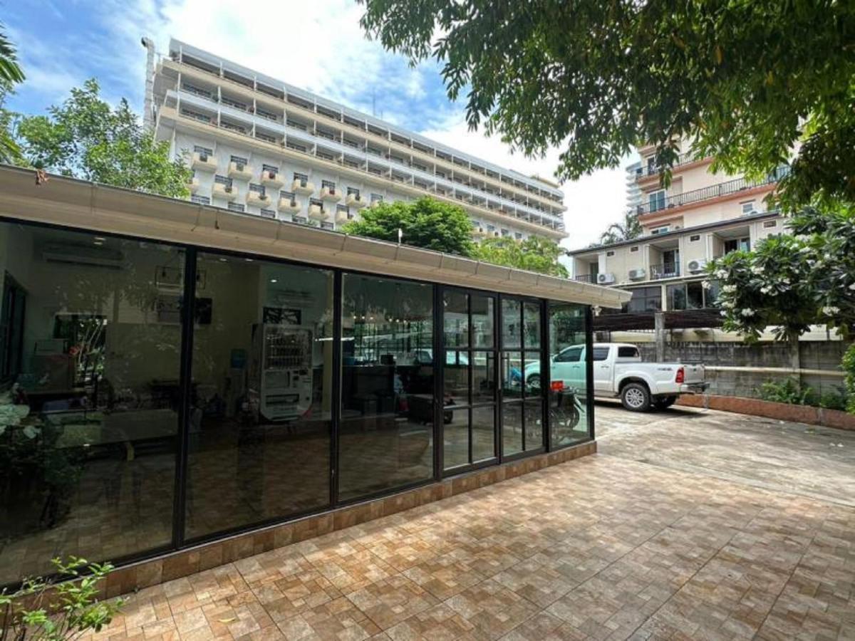 The One Sabai Living Pattaya Hotel Eksteriør billede